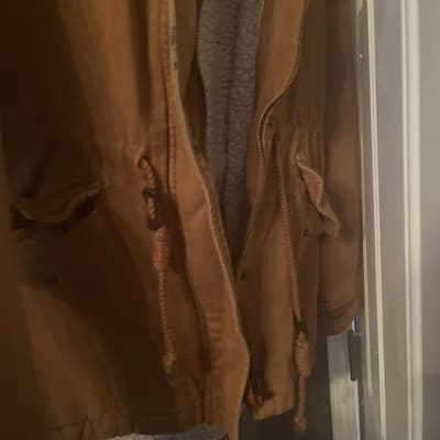 Women’s Tan Winter Coat With Fur Hood Full Zip With Pockets Medium - Thumbnail 7