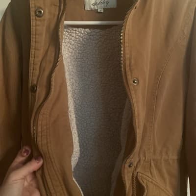 Women’s Tan Winter Coat With Fur Hood Full Zip With Pockets Medium - Thumbnail 3