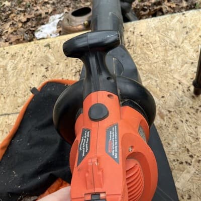 12A Electric 3-in-1 Leaf Blower Vacuum Mulcher 250MPH 400CFM with Bag - Thumbnail 6