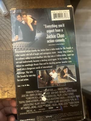 Tuxedo (VHS, 2002) - Thumbnail 2