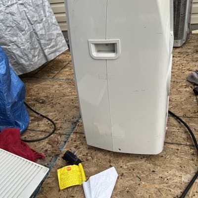 DeLonghi Portable Air Conditioner - Thumbnail 8