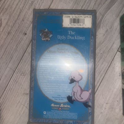 Ugly Duckling (VHS, 1990) - Thumbnail 2