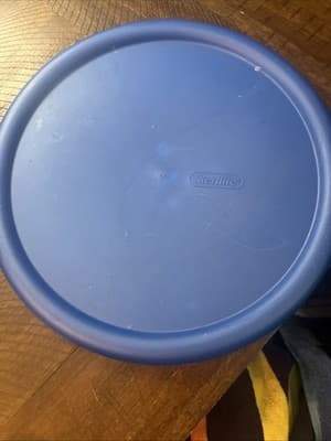 Blue Sterlite Round Blue Lid 11” Diameter - Image 1