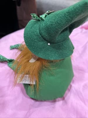 Overly Raker Saint Patrick's Day Shelf Sitter Leprechaun - Thumbnail 3
