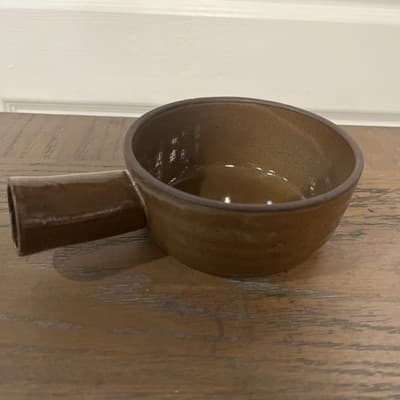 Vintage Ceramic Earthenware Soup Crock with Handle No chips or cracks. - Image 1