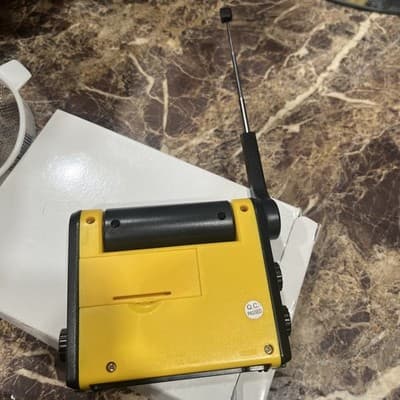 Vintage AM/FM Weather Band Radio with Pivoting LED Light -sealed in package - Thumbnail 4