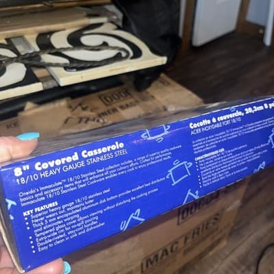 ONIEDA 8" COVERED CASSEROLE IMMACULATE THE BASICS And BEYOND STAINLESS 18/10 G - Thumbnail 2