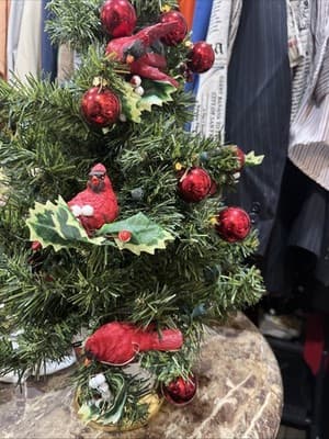 Wysocki Brandtelwfora Gift Made In China Christmas Tree Lights And Cardinals - Thumbnail 3