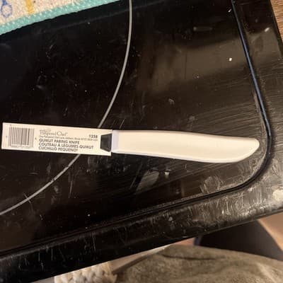 Pampered Chef Quikut Paring Knife Maroon Handle 2.5" Blade #1258 Retired - Image 1