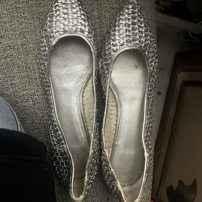 Women’s Silver Flats Size 9.5M Woven By Mark Fisher Brand - Image 1