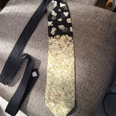 Ralph Marlin Vintage Novelty Tie-Polyester-Popcorn-1997 - Image 1