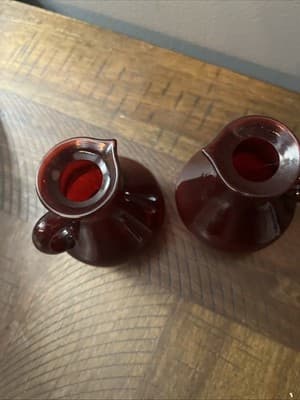 AVON CAPE COD RUBY RED SYRUP SMALL 3 3/4" HIGH NO STOPPER EXC Set Of 2 - Thumbnail 2