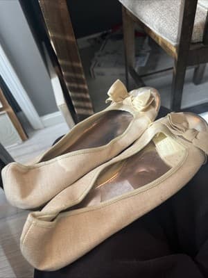 alfani Beigi Womens Flats With Bow And Gold Tips Size 10M - Image 1