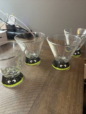 Halloween Monster Eyes Glasses Lot Of 4 Kleiner Feigling Vodka Spooky Barware - Thumbnail 3