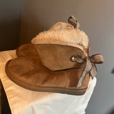 Women’s Size 9 Ugg Like Boots With Tie Up Backs Very Warm And Fuzzy Brown Color - Image 1