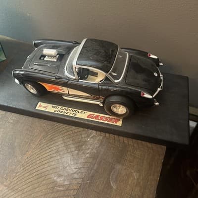 1957 Chevrolet Corvette Gasser 1:18 Diecast Model Car Road Legends Black Flames - Image 1
