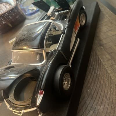 1957 Chevrolet Corvette Gasser 1:18 Diecast Model Car Road Legends Black Flames - Thumbnail 5