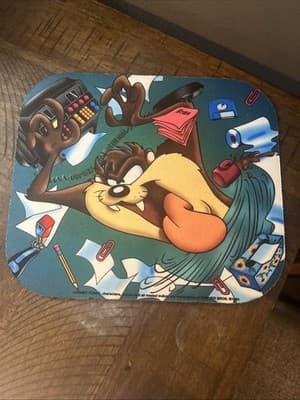 VINTAGE 1994 Looney Tunes Taz Tasmanian Devil mouse pad - Image 1