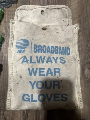 AT&T Broadband “always Where Your gloves Bag Vintage - Image 1