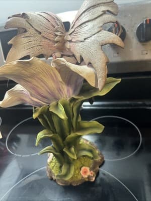 14” Fantasy Fairy sitting on the Daylily Flower figurine statues - Thumbnail 4