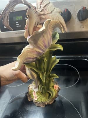 14” Fantasy Fairy sitting on the Daylily Flower figurine statues - Thumbnail 3