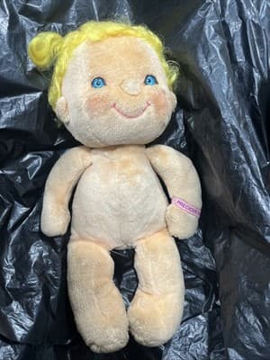 Vintage 1985 Kenner Blonde Yellow Hair Hugga Bunch Doll Precious Hugs NOSTALGIA - Thumbnail 2