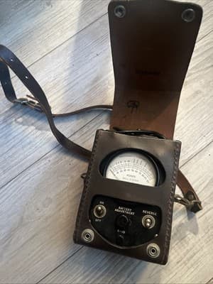 Vintage Bell System 324, KS8456 Ohm Meter w/case, KS-8456 - Thumbnail 3