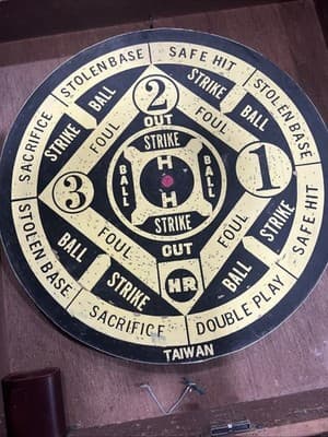 The Golden Clipper 1805 Vintage Hanging Wooden Dartboard Cabinet (Darts Only) - Thumbnail 12