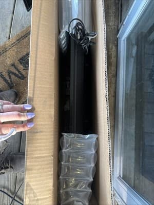 Element 32" 720p HD TV- Black (UNUSED) - Thumbnail 3