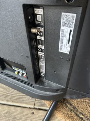 TCL LED Smart Roku TV Black with Remote HDMI USB Coaxial Inputs Streaming Apps - Thumbnail 2