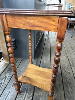 Solid Wood Mid- to Late 19th Century Vintage Antique Drop-leaf Table - Thumbnail 3