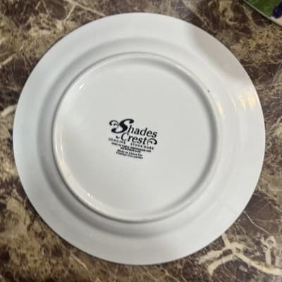 CITATION 7.75 Inch Bread Salad Dessert Plate Shades Crest Pattern Cottage Core - Thumbnail 2