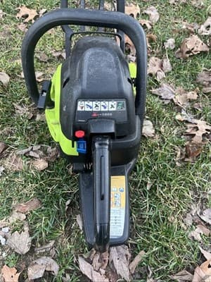 2017 Poulan PL3816 42CC Chainsaw- TESTED Works Great - Thumbnail 2