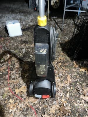 Bissell Floor Finishing Machine Model Number 47B2W 120 V 60 Hz 3.4 A Tested Good - Thumbnail 3