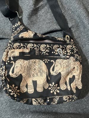 Vintage women’s Crossbody Purse Black With Cream Elephants And Two Front Zippers - Thumbnail 2