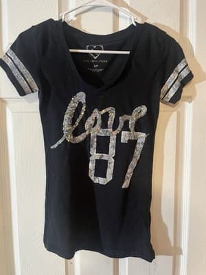 Live Love Dream Women’s Small Black V Neck 87 T Shirt With Stripes On Sleeves - Image 1