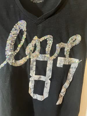 Live Love Dream Women’s Small Black V Neck 87 T Shirt With Stripes On Sleeves - Thumbnail 4