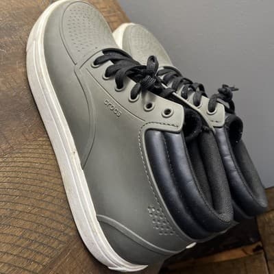 Men’s Dark Green Crocs Shoes Black Laces Size 11 - Thumbnail 2