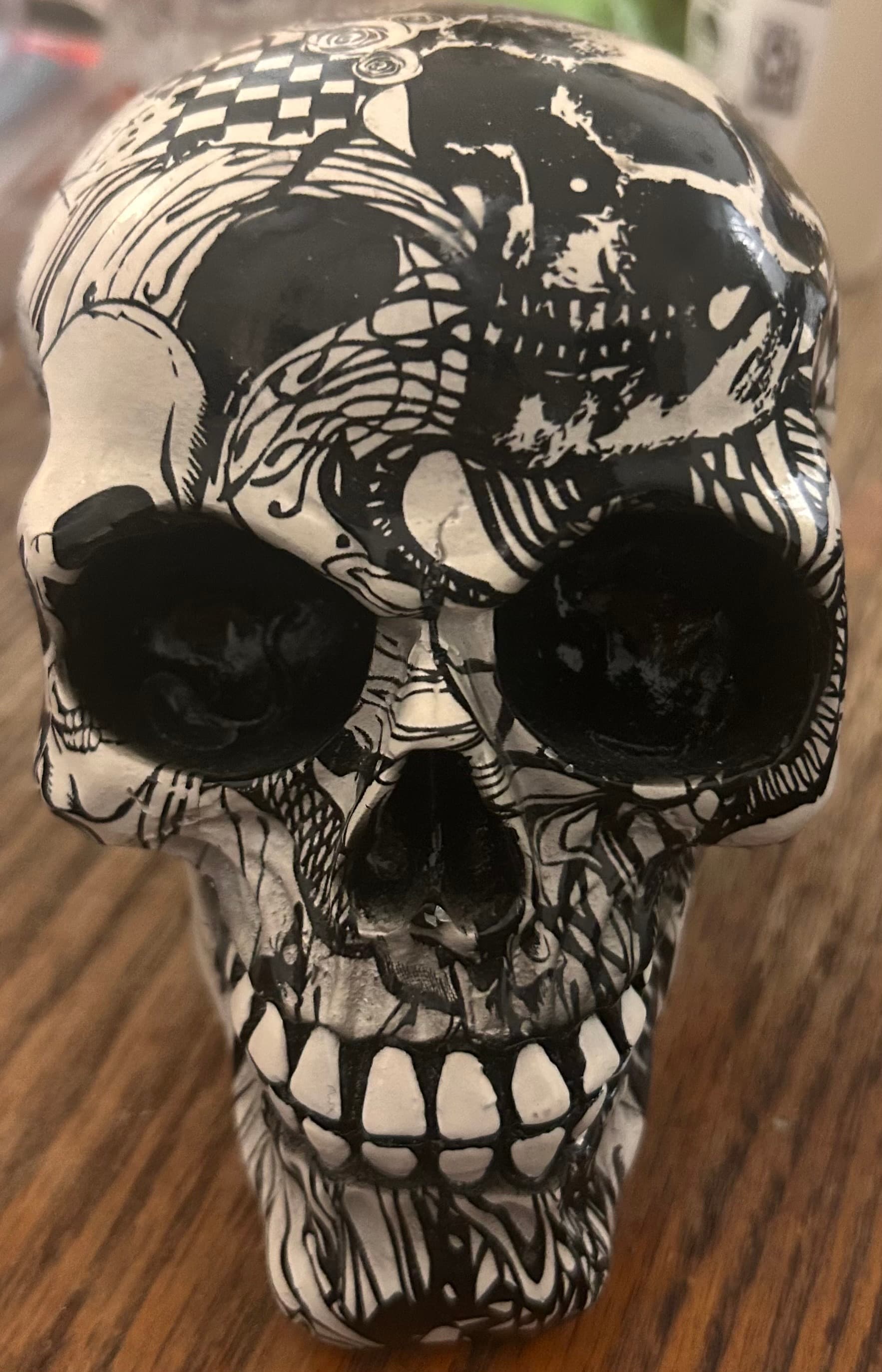 Decorative Skull Figurine - Black and White Art Design - Image 1