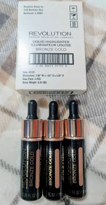Makeup Revolution Liquid Highlighter ~ Bronze Gold - Thumbnail 5