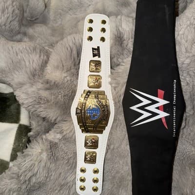 WWE Shop Exclusive Intercontinental Heavyweight Wrestling Champion Mini Belt - Image 1