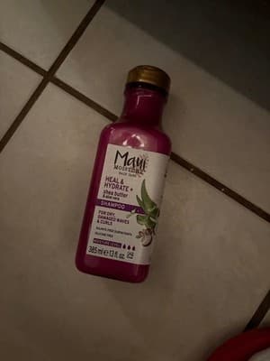 Maui Moisture Heal & Hydrate + Shea Butter Shampoo - Image 1