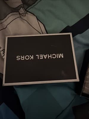 Michael Kors Pear Gray Folding Card Case Wallet NWT - Thumbnail 2