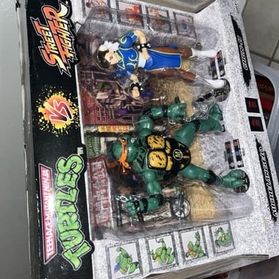 Ninja Turtle Vs Street Fighter Chun Li - Image 1