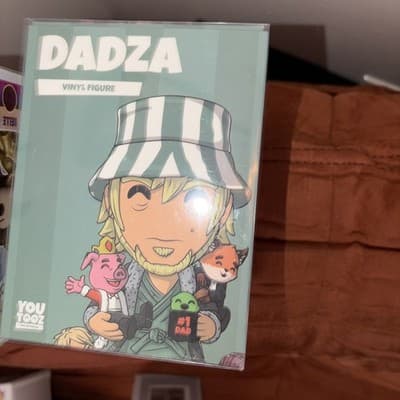 Youtooz: Gaming Collection - Dadza Vinyl Figure #403 - Image 1