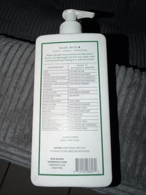 Native Body Lotion Contains Naturally Derived Plant-Based Moisturizers for Wo... - Thumbnail 2