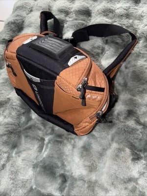 Umpqua Ledges 500ZS Waist Pack Fly Fishing Pack ZeroSweep System Copper - Image 1