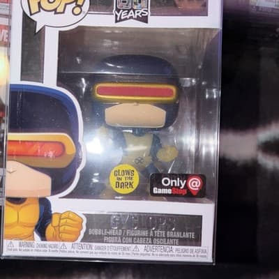 VAULTED Funko POP! Marvel: CYCLOPS #502 GITD Marvel 80 Years GameStop Exclusive - Image 1