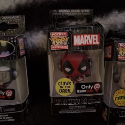 FUNKO POP- POCKET POP! KEYCHAIN- THE JOKER Deadpool, SpidermanGAMESTOP EXCLUSIVE - Thumbnail 3