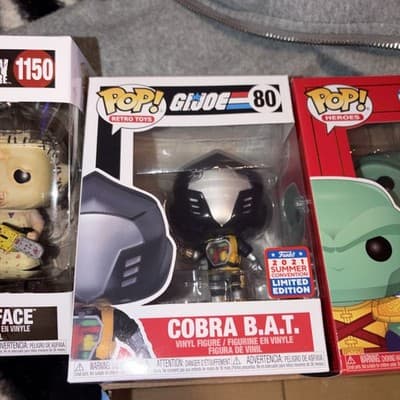 Funko Pop! 21 Fundays Box Leatherface #1150,#80 Cobra Bat, #399 Martian Manhunt - Thumbnail 3